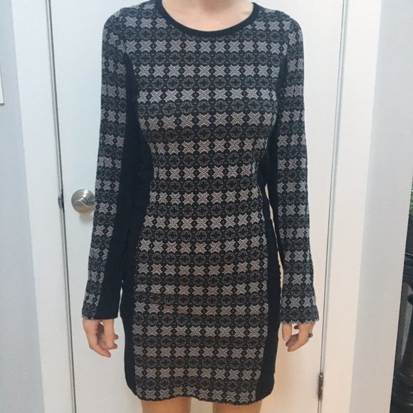 Geometric midi dress - Picture 1 of 2